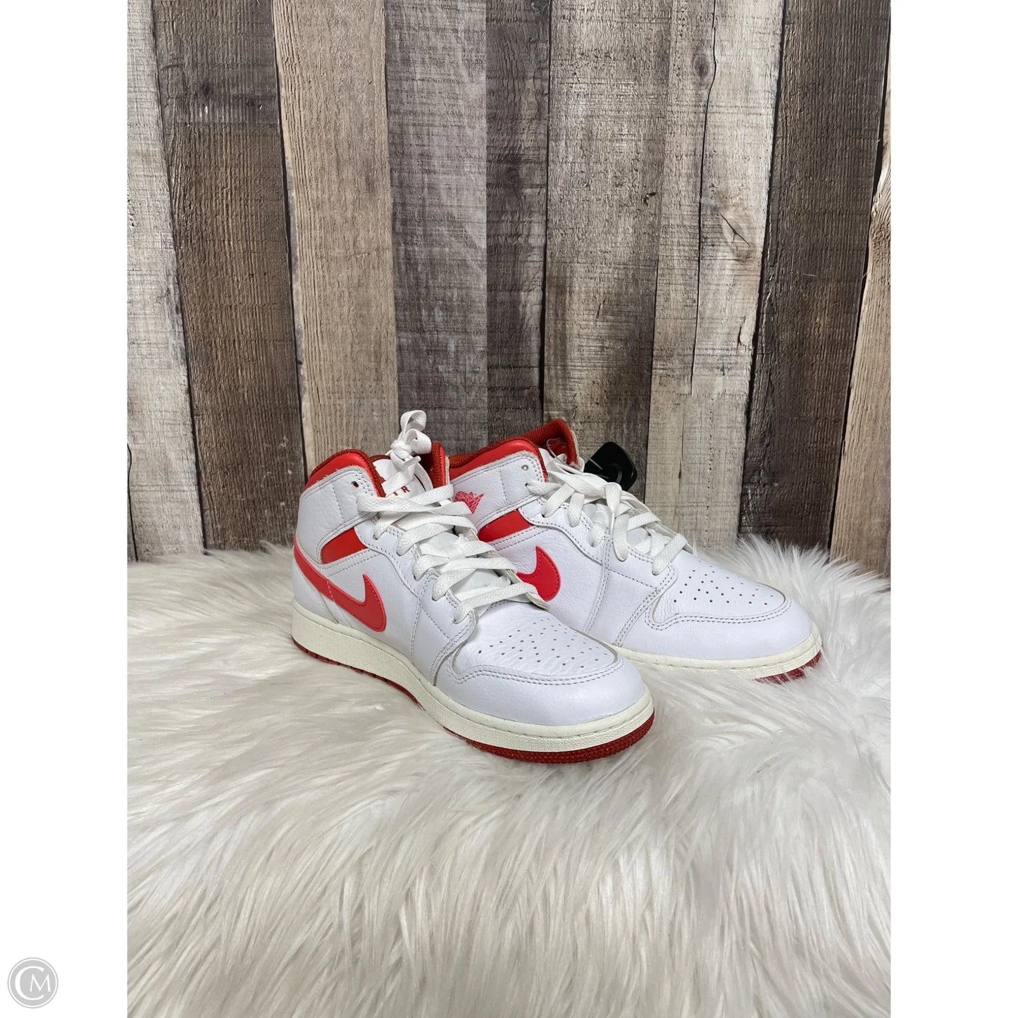 Shoes Luxury Designer By Jordan In Red & White, Size: 8