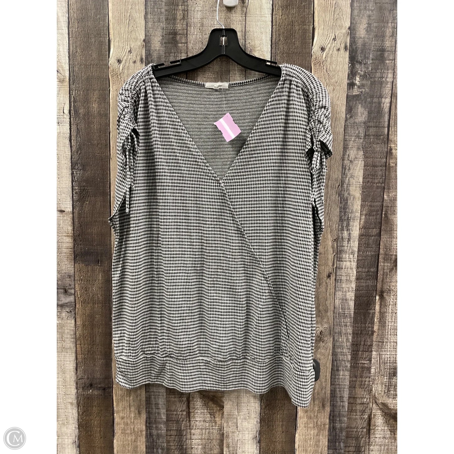 Top Sleeveless By Maurices In Checkered Pattern, Size: Xxl