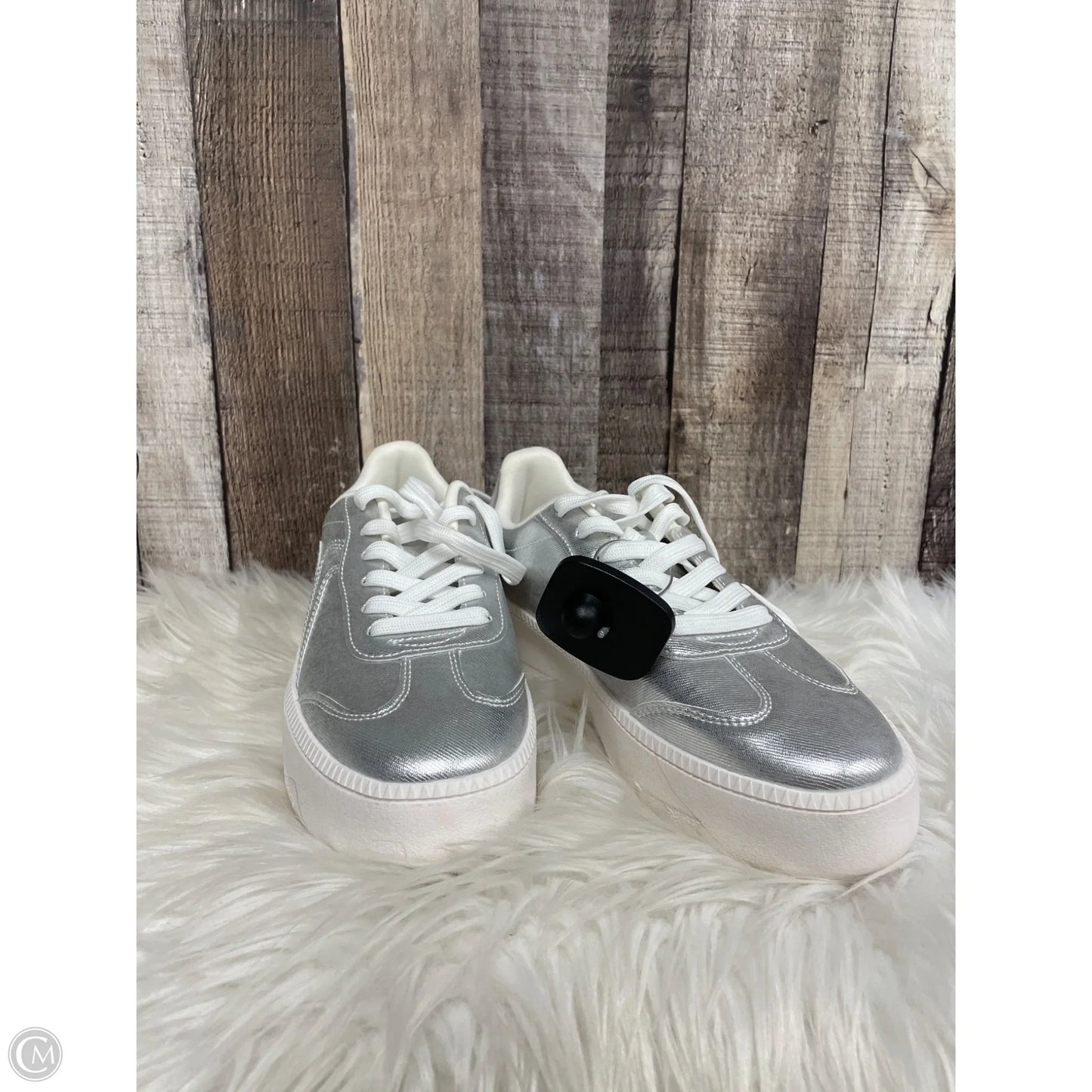 Shoes Sneakers By Call It Spring In Silver, Size: 8