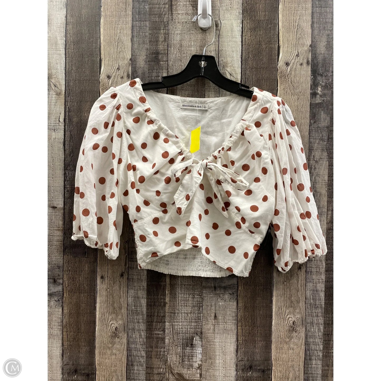 Top Short Sleeve By Abercrombie And Fitch In Polkadot Pattern, Size: L