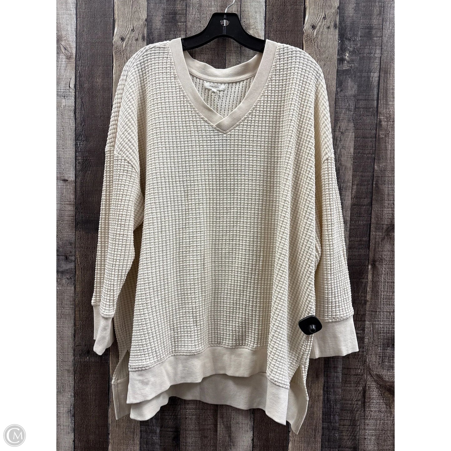 Top Long Sleeve By Maurices In Cream, Size: 2x