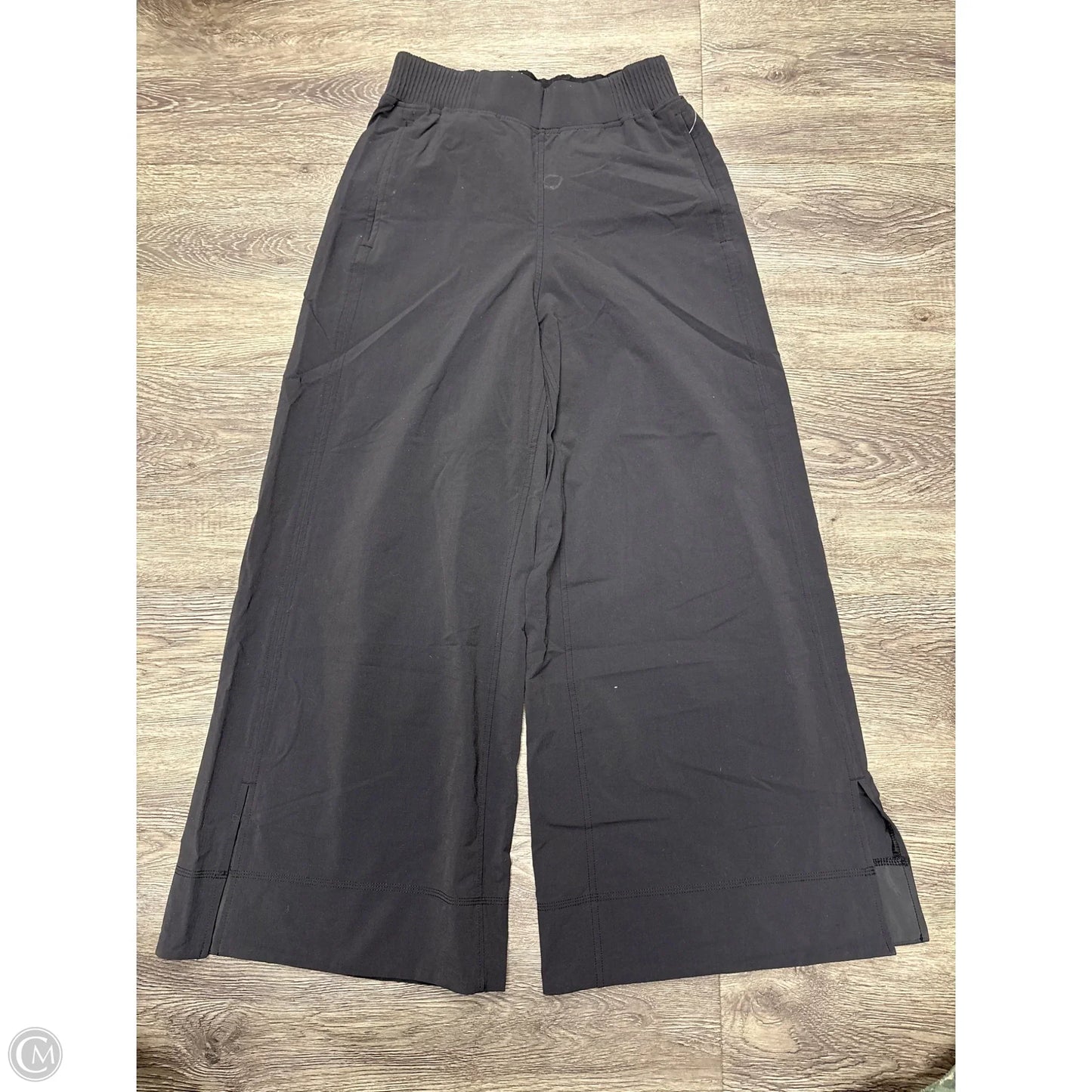 Athletic Capris By Lululemon In Black, Size: Xs