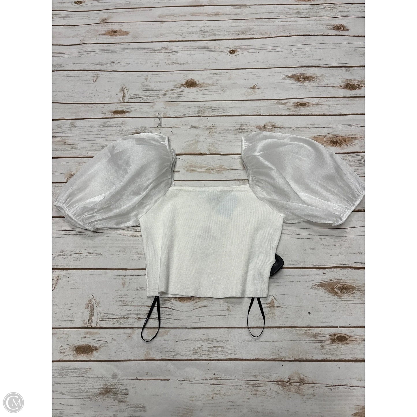 Top Short Sleeve By Forever 21 In White, Size: S