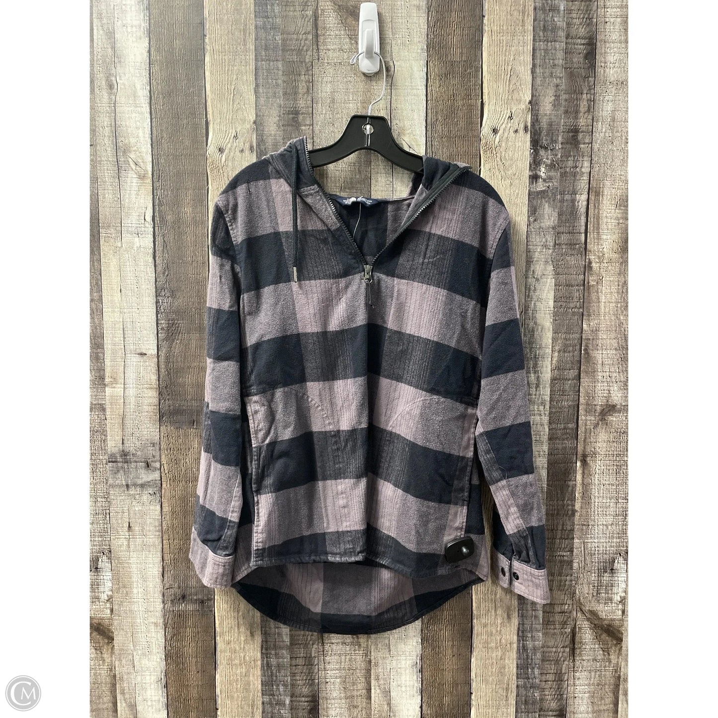 Top Long Sleeve By The North Face In Plaid Pattern, Size: S