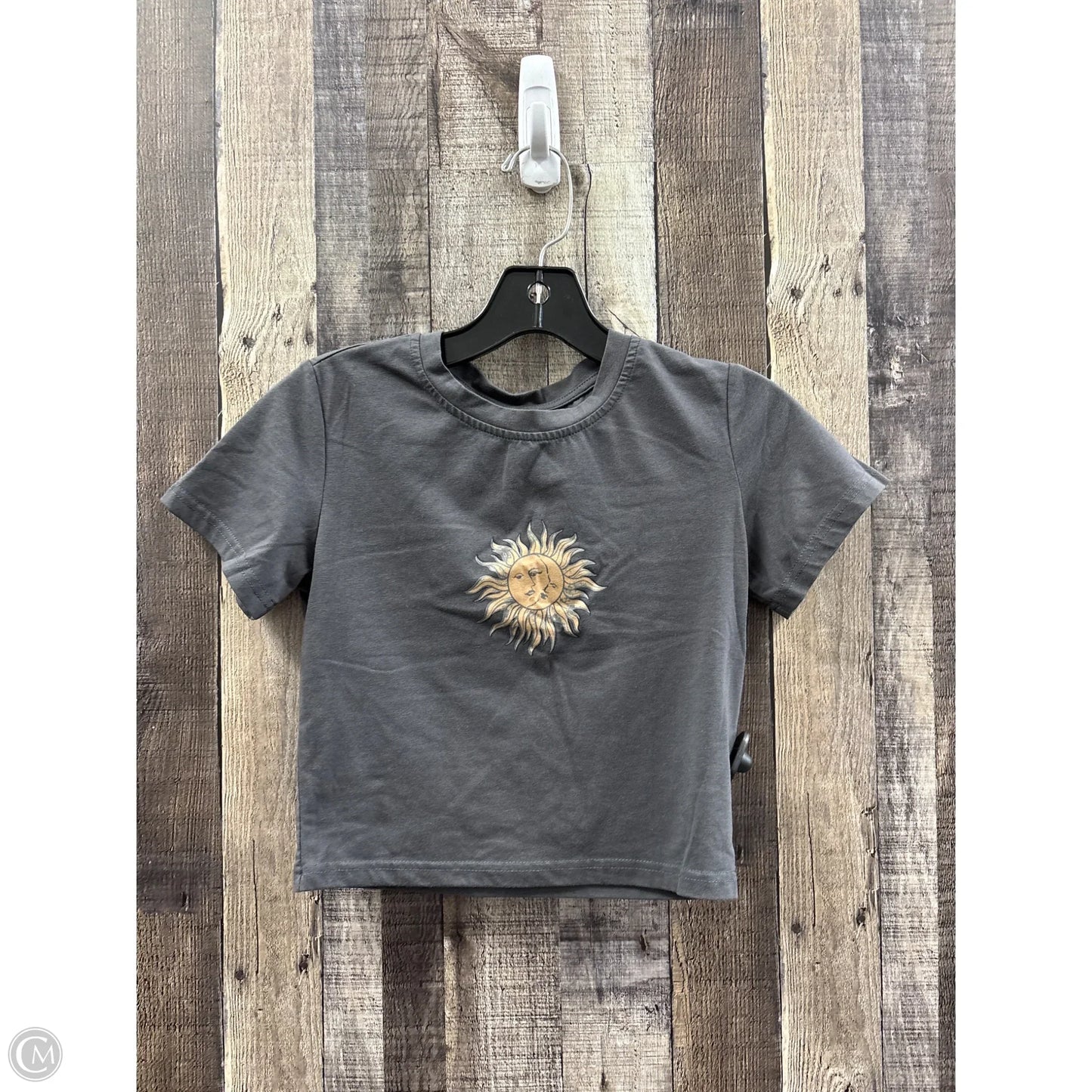 Top Short Sleeve By Dazy In Grey, Size: S