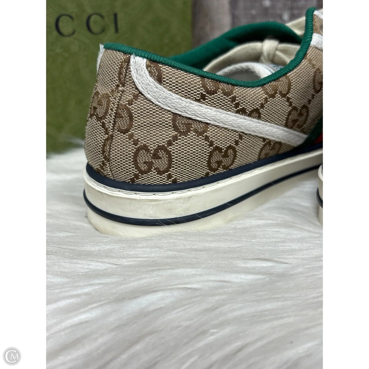 Shoes Luxury Designer By Gucci In Brown & Cream, Size: 9
