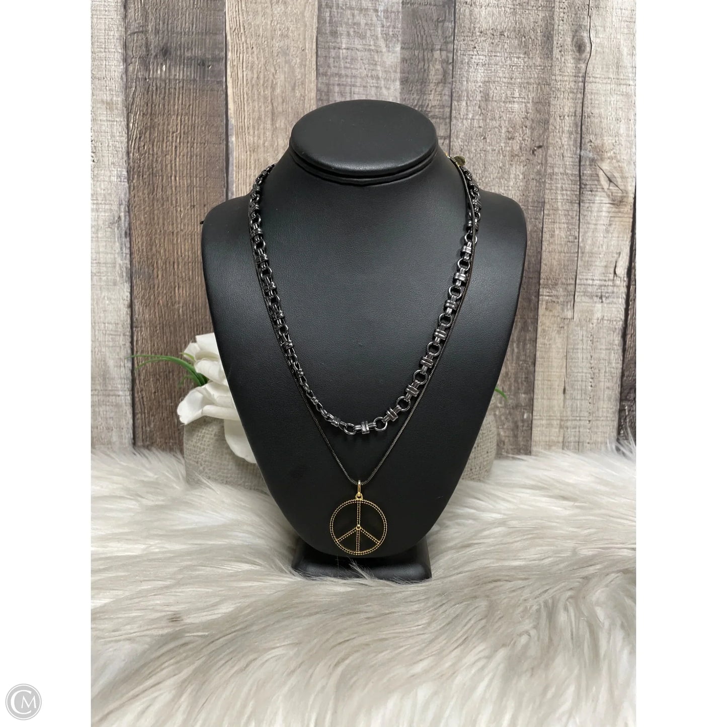Necklace Layered By Cme