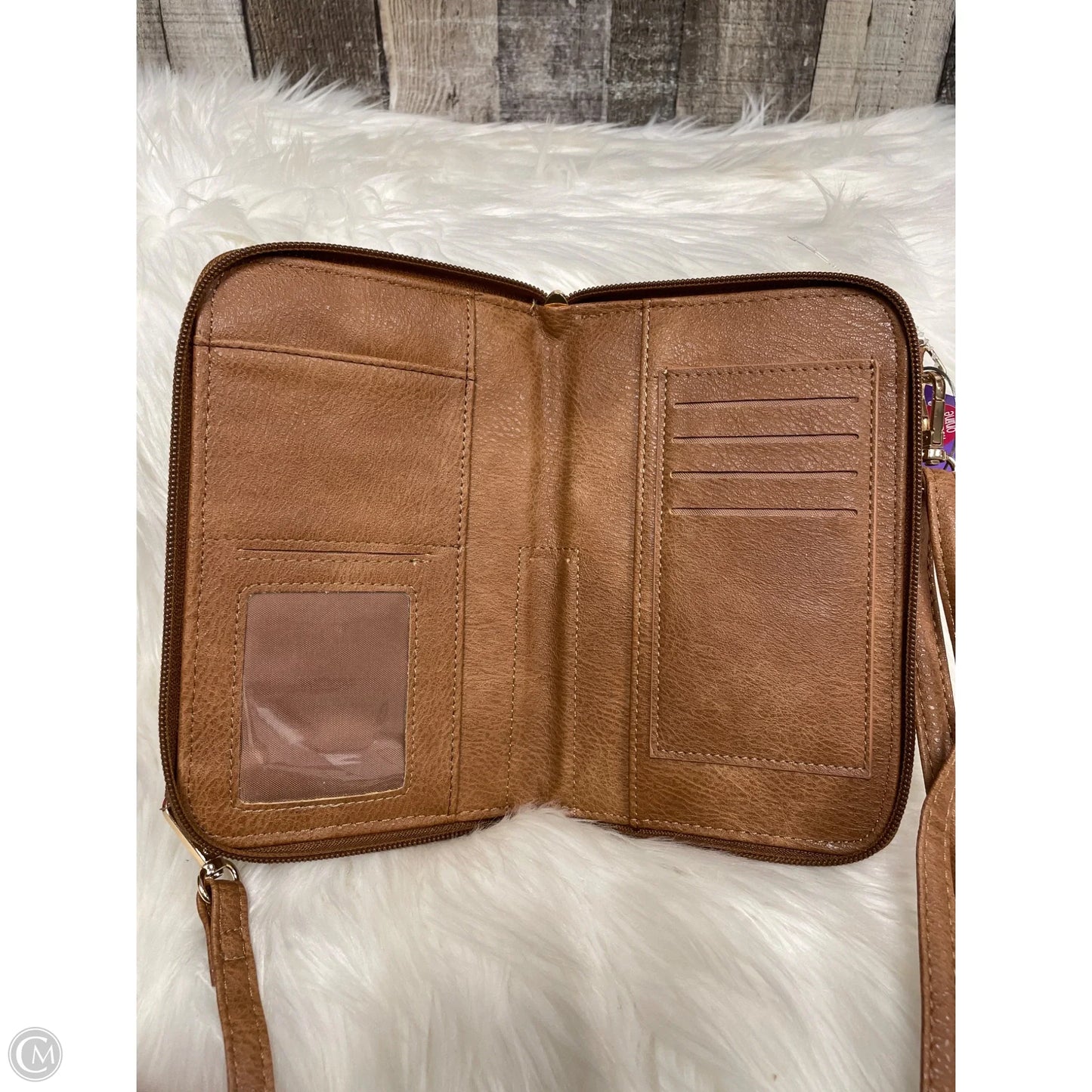 Crossbody By Cmf, Size: Small