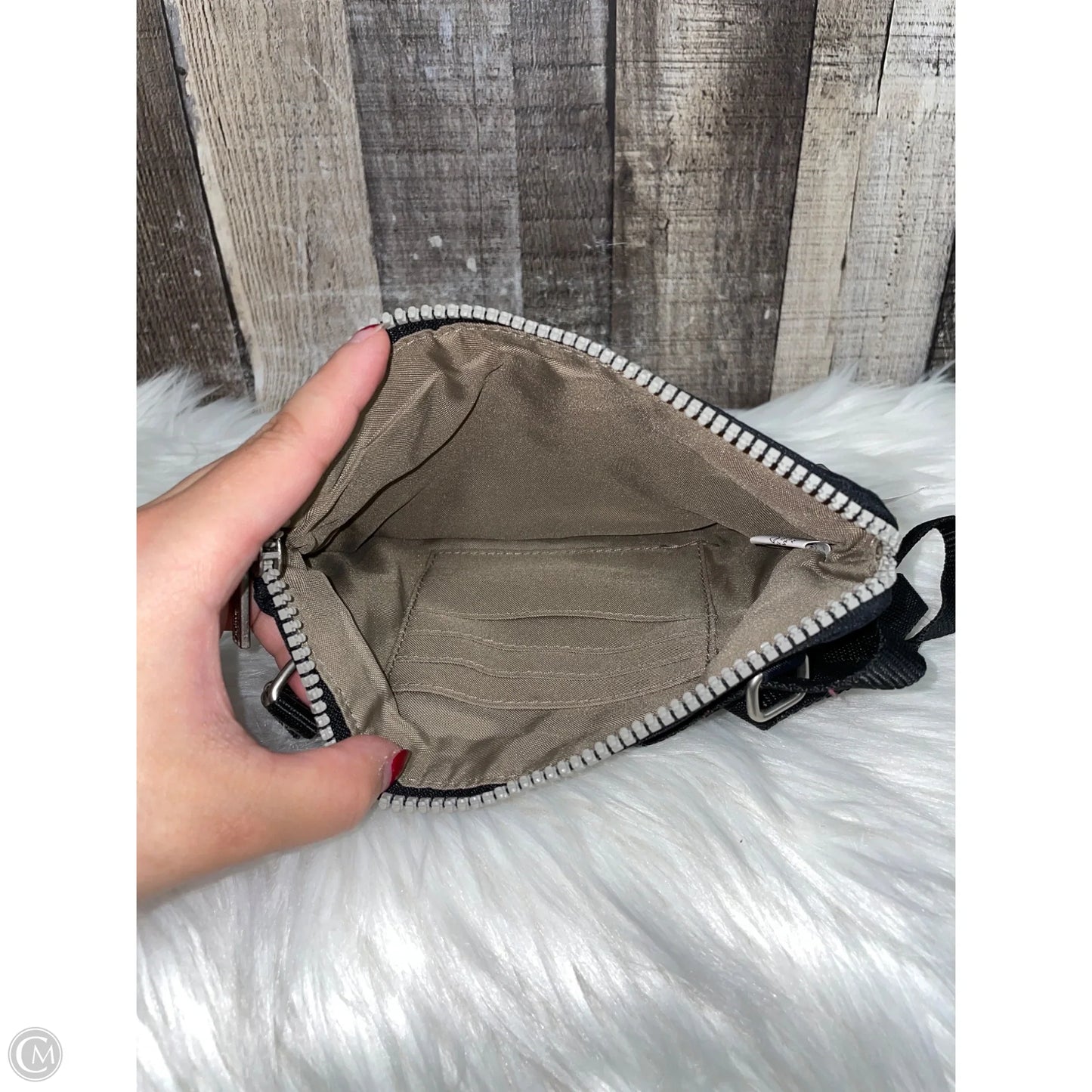 Crossbody By Baggallini, Size: Small
