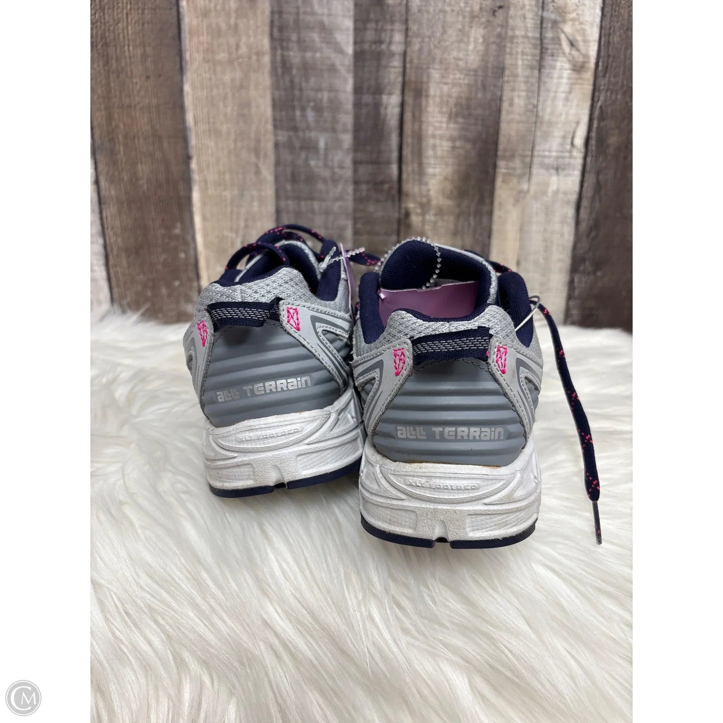 Shoes Athletic By New Balance In Grey, Size: 6.5