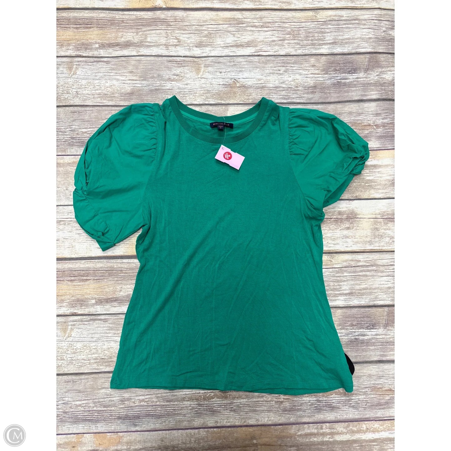 Top Short Sleeve By Skies Are Blue In Green, Size: M