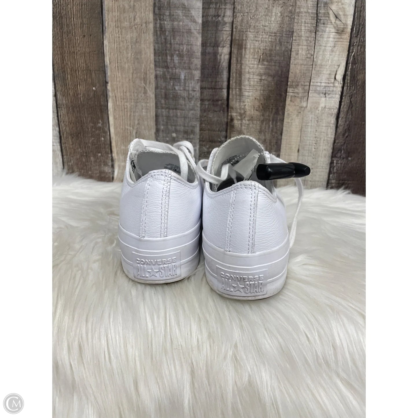 Shoes Athletic By Converse In White, Size: 7