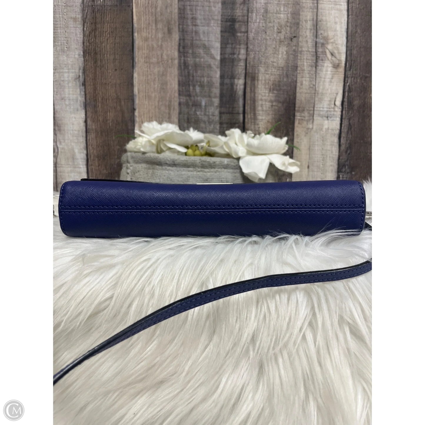 Crossbody Designer By Kate Spade, Size: Medium