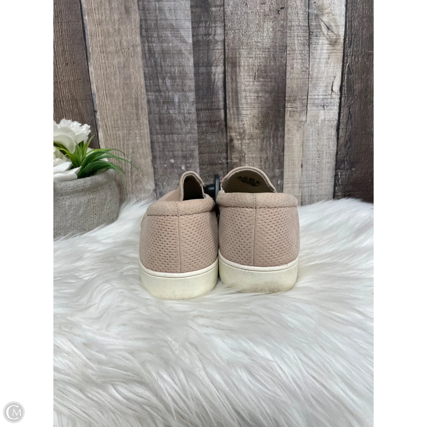 Shoes Flats By Naturalizer In Taupe, Size: 8.5