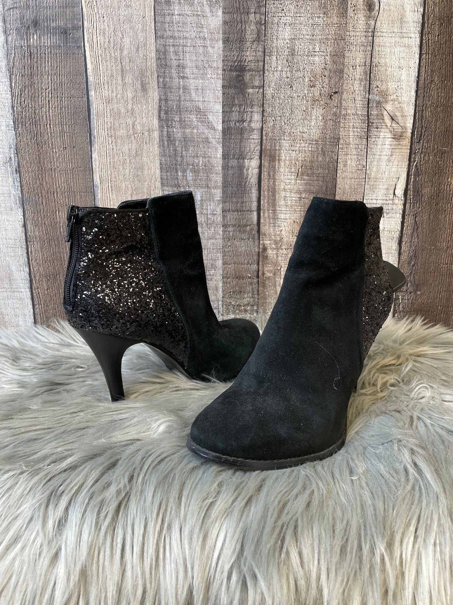 Boots Ankle Heels By Bcbg Size: 7.5