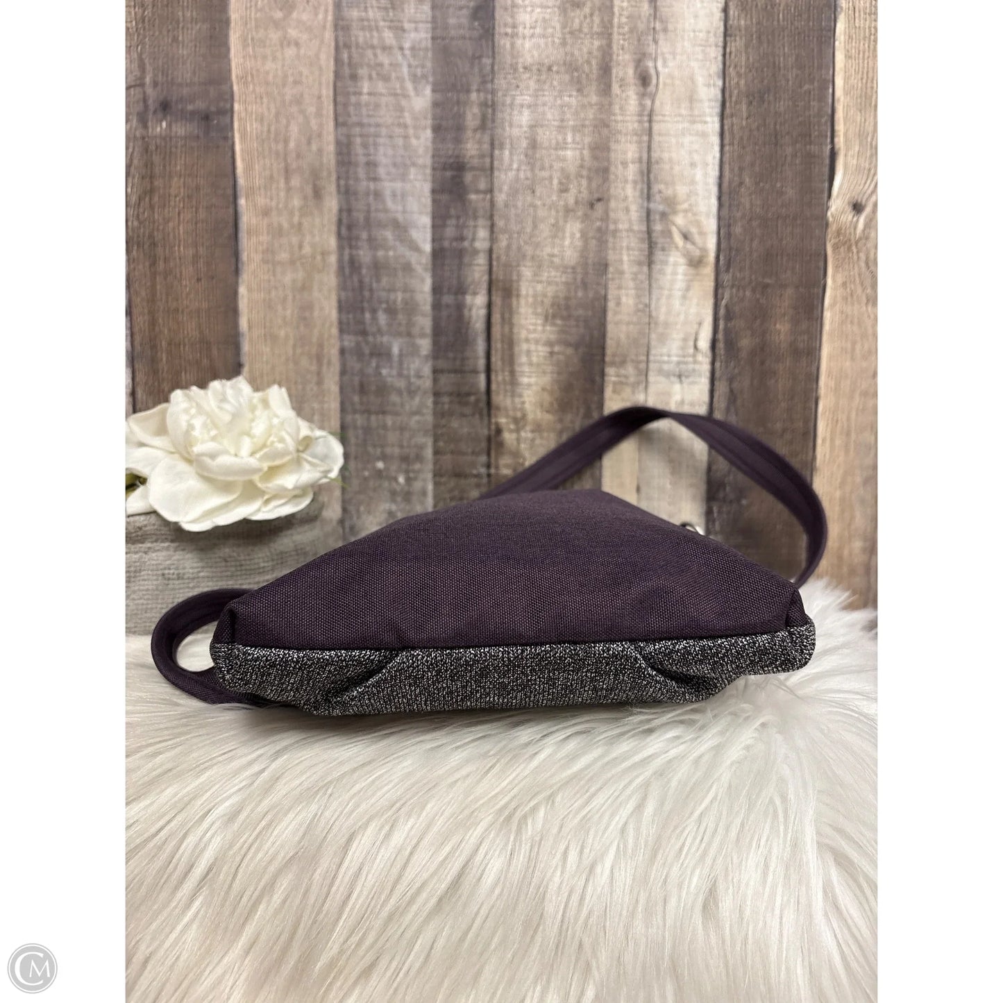 Crossbody By Baggallini, Size: Medium