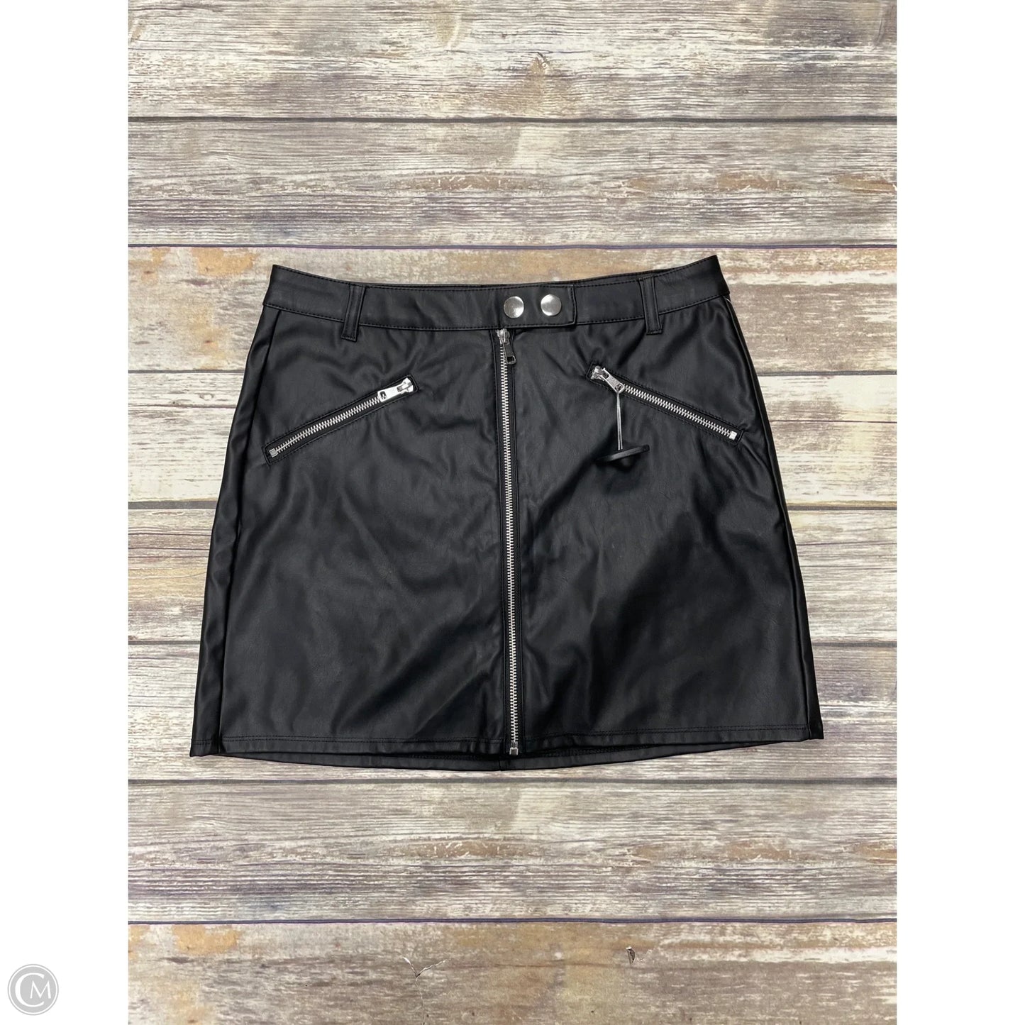 Skirt Mini & Short By Wild Fable In Black, Size: M