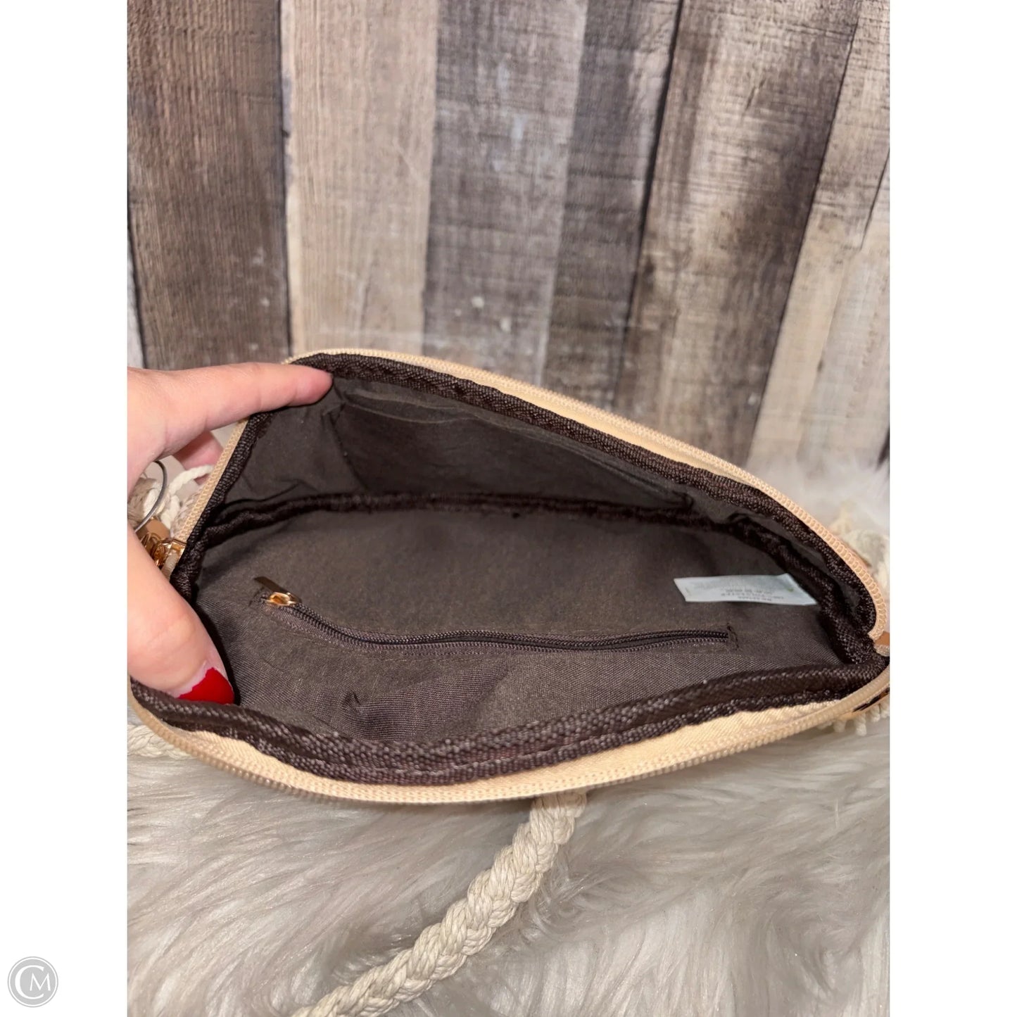 Crossbody By Cme, Size: Small