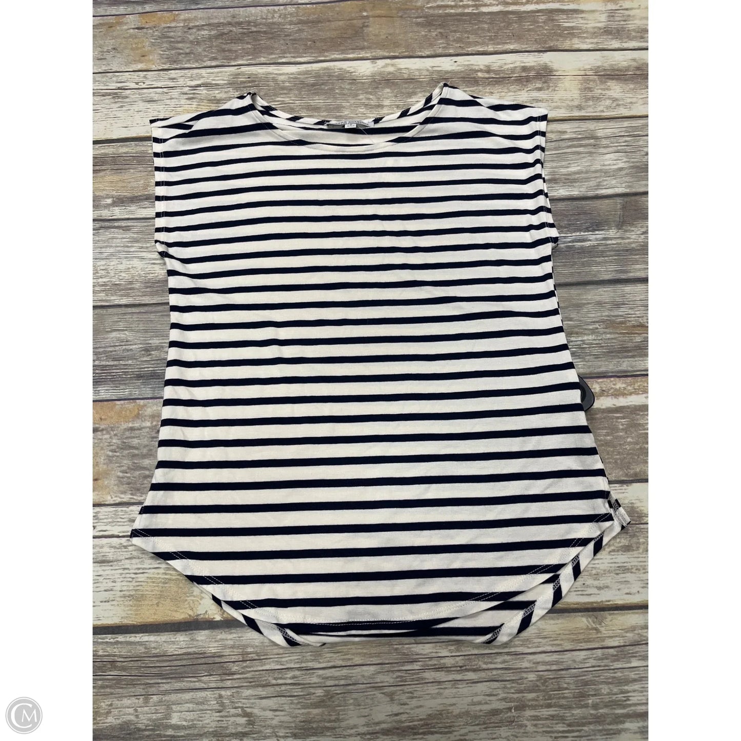 Top Short Sleeve By Green Envelope In Striped Pattern, Size: S