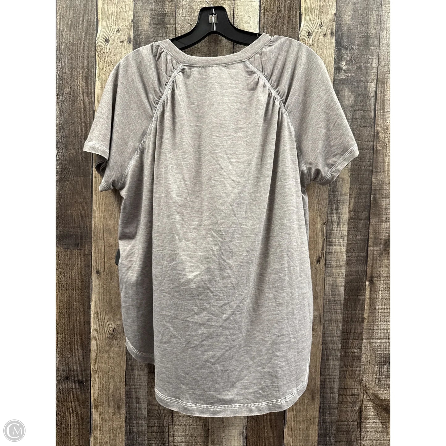 Top Short Sleeve By Pink Lily In Grey, Size: M