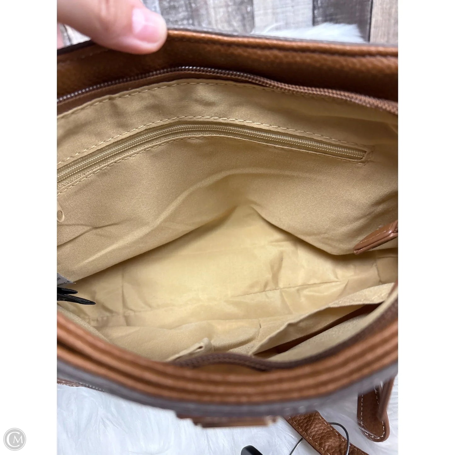 Crossbody By Stone Mountain, Size: Medium