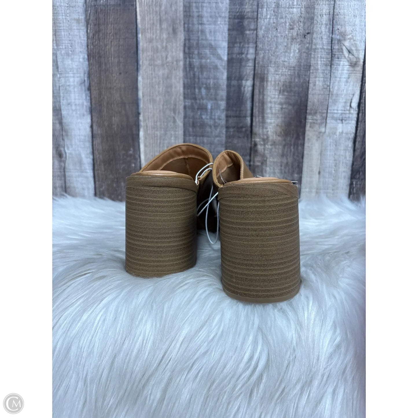 Shoes Heels Block By Universal Thread In Brown, Size: 8.5