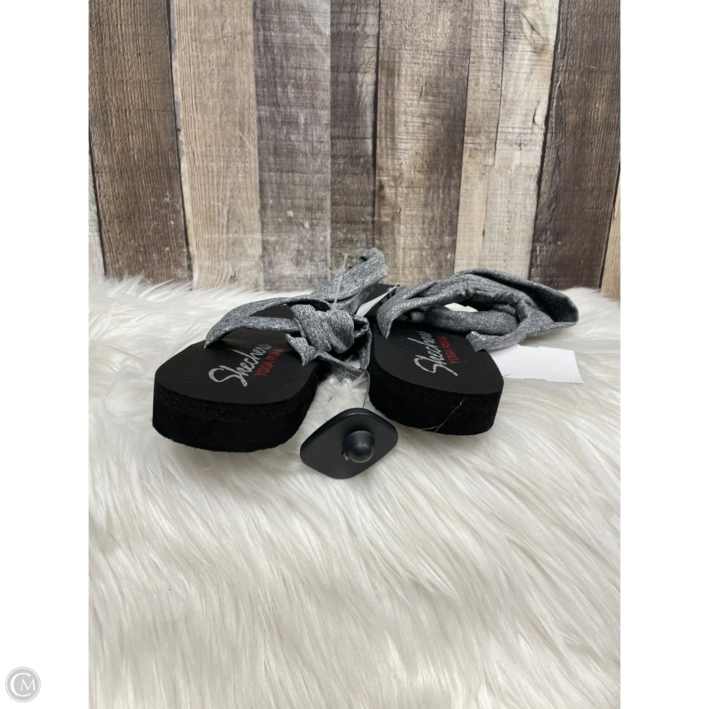Sandals Flats By Skechers In Black, Size: 8