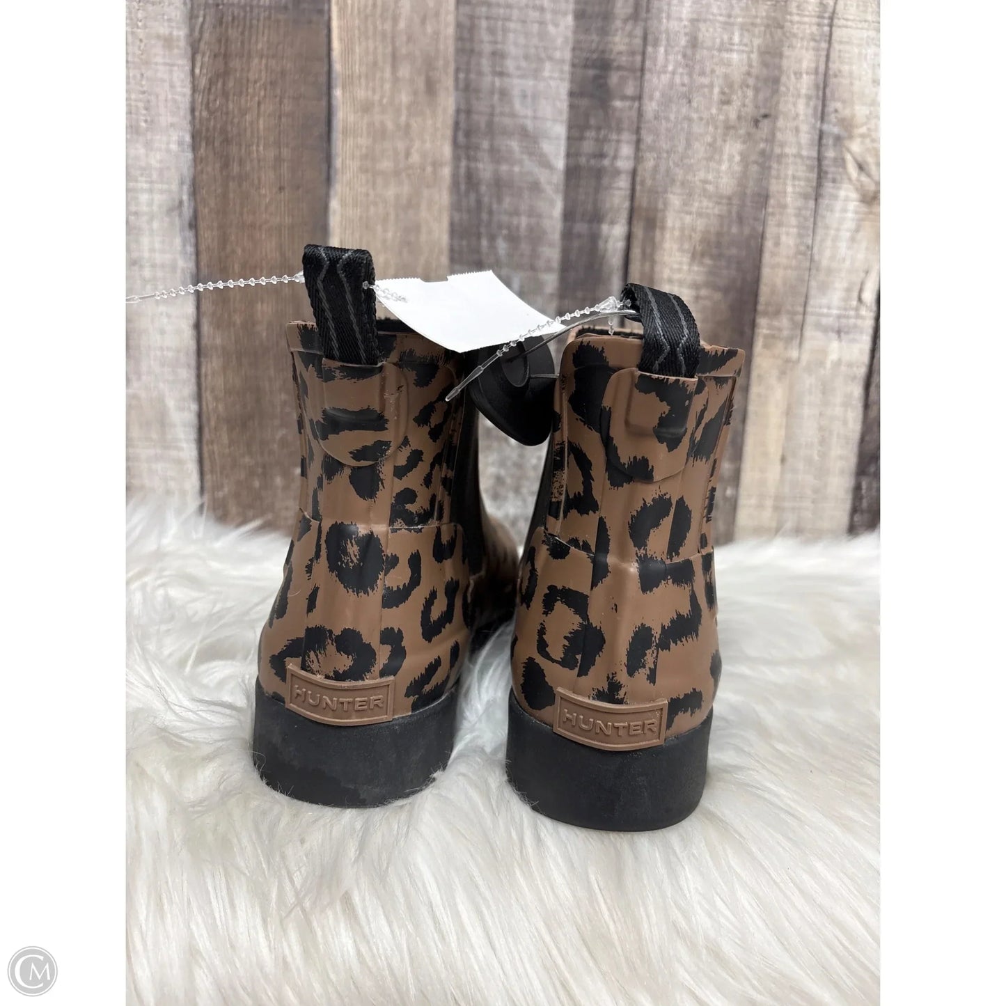 Boots Ankle Flats By Hunter In Animal Print, Size: 7