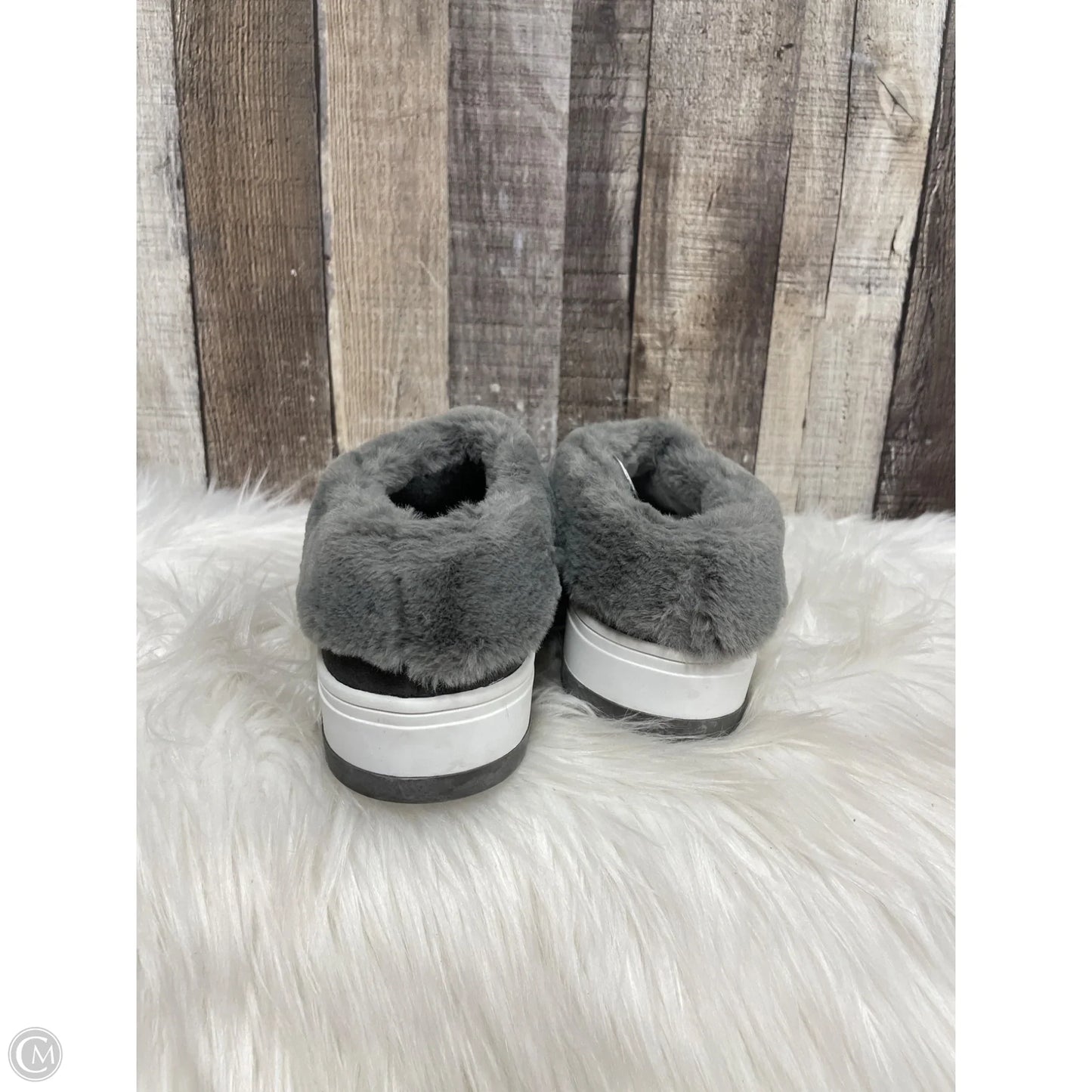 Shoes Flats By Blondo In Grey, Size: 8