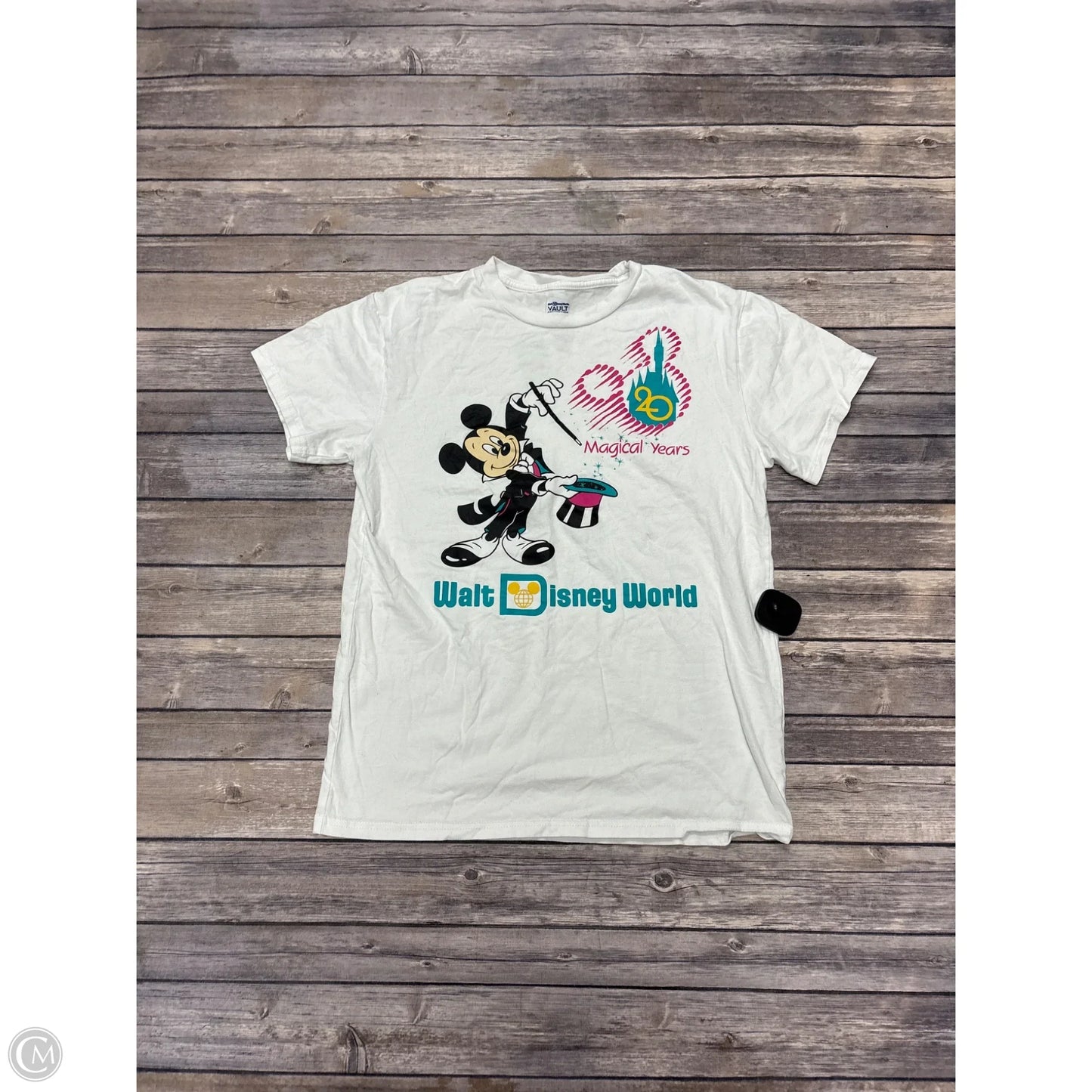 Top Short Sleeve By Disney In White, Size: S