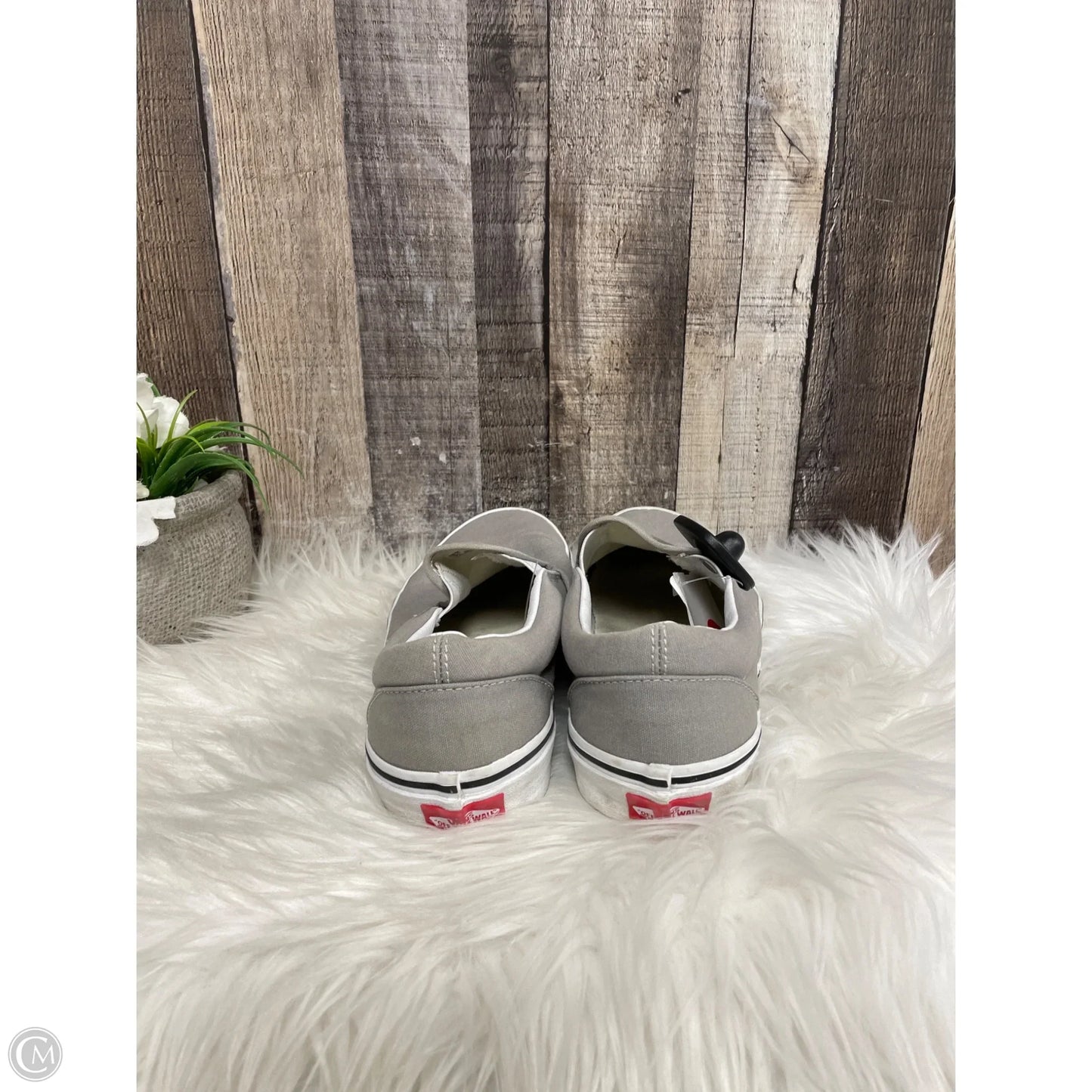 Shoes Flats By Vans In Grey & White, Size: 9.5