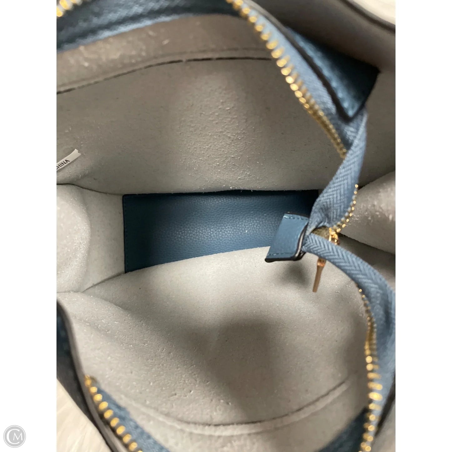 Crossbody By Cmf, Size: Medium