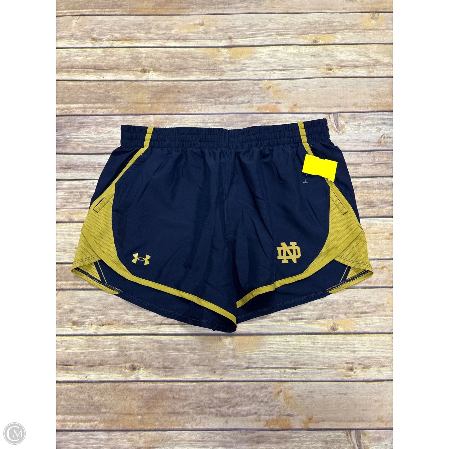 Athletic Shorts By Under Armour In Black, Size: M