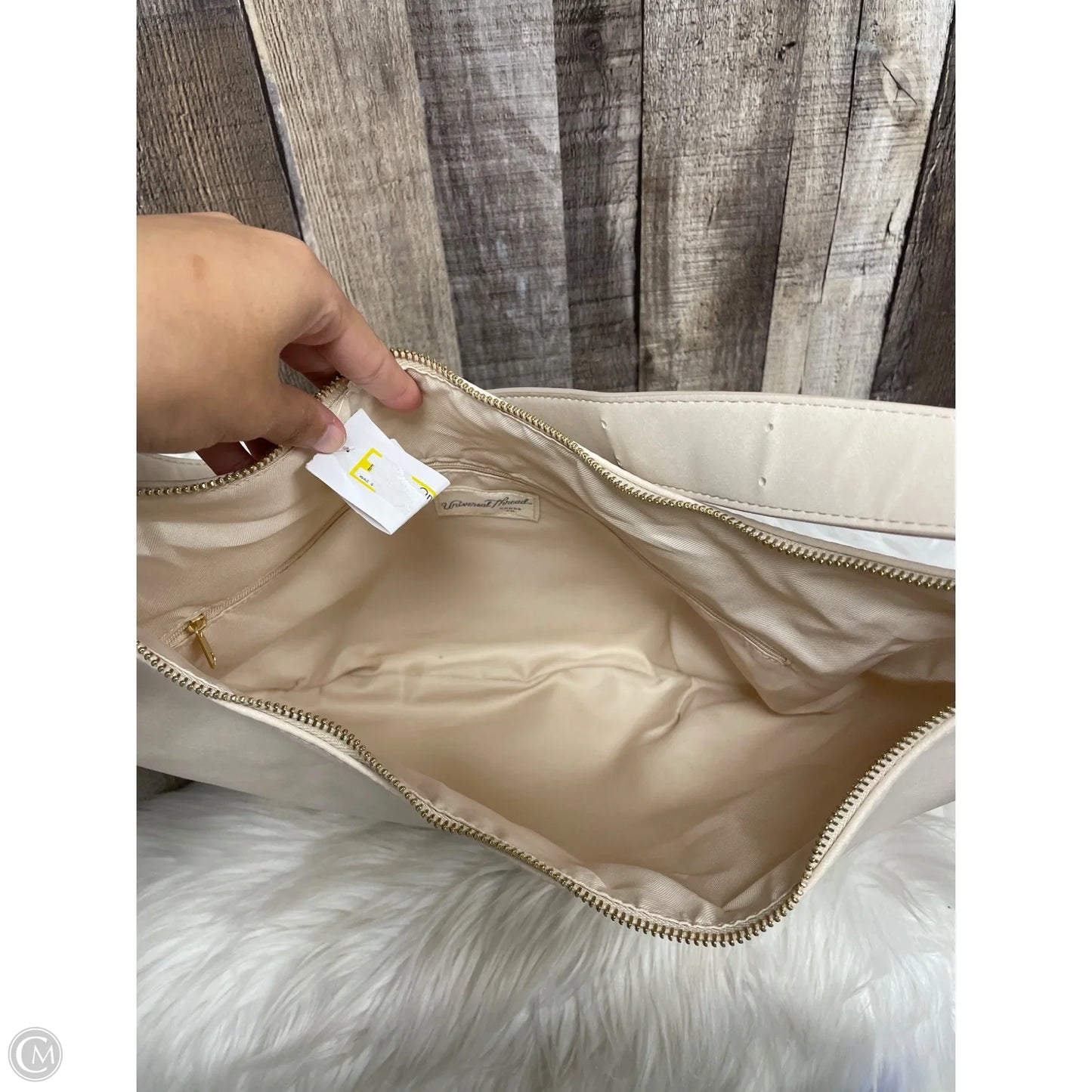 Handbag By Universal Thread, Size: Large