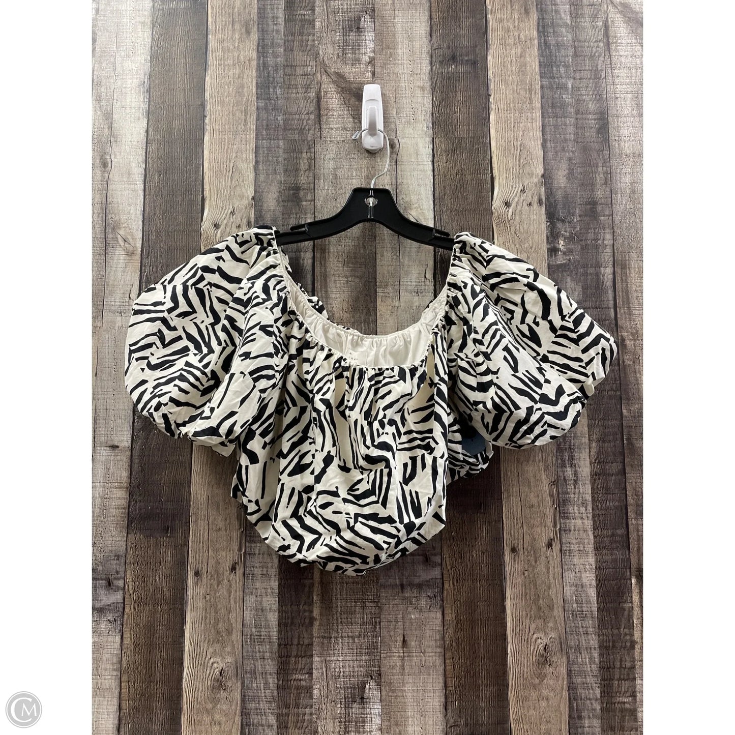 Top Short Sleeve By A New Day In Zebra Print, Size: L
