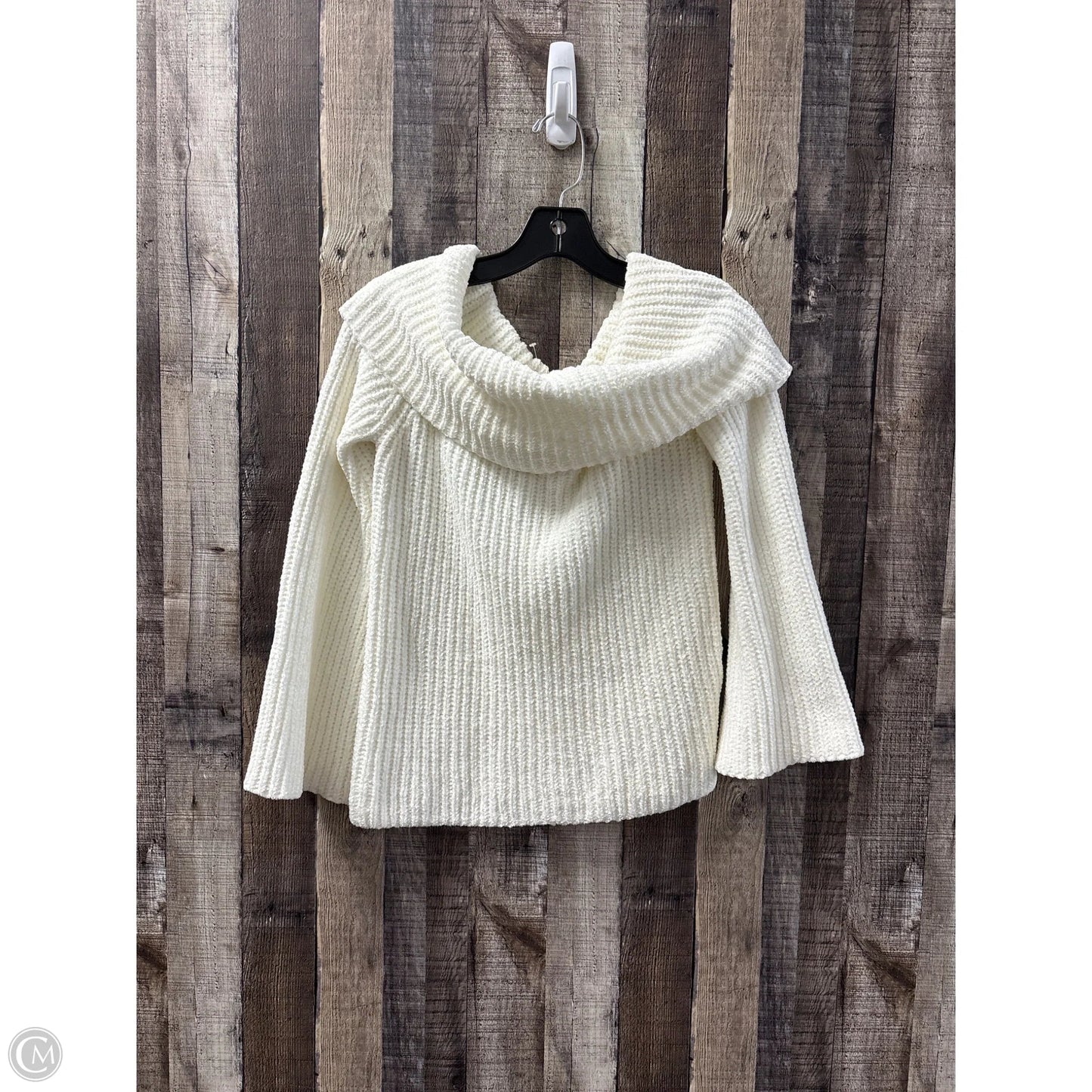 Sweater By Forever 21 In Ivory, Size: S