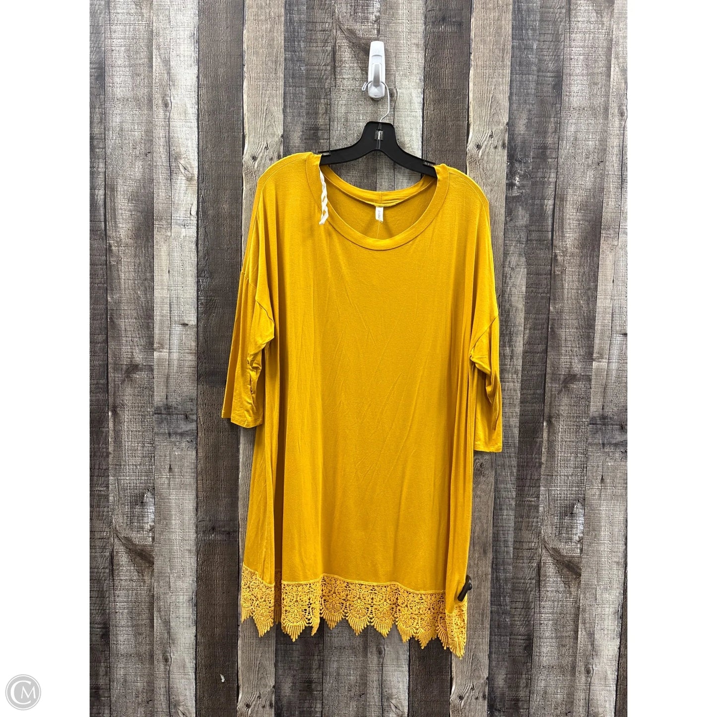 Top 3/4 Sleeve By Emerald In Gold, Size: 2x