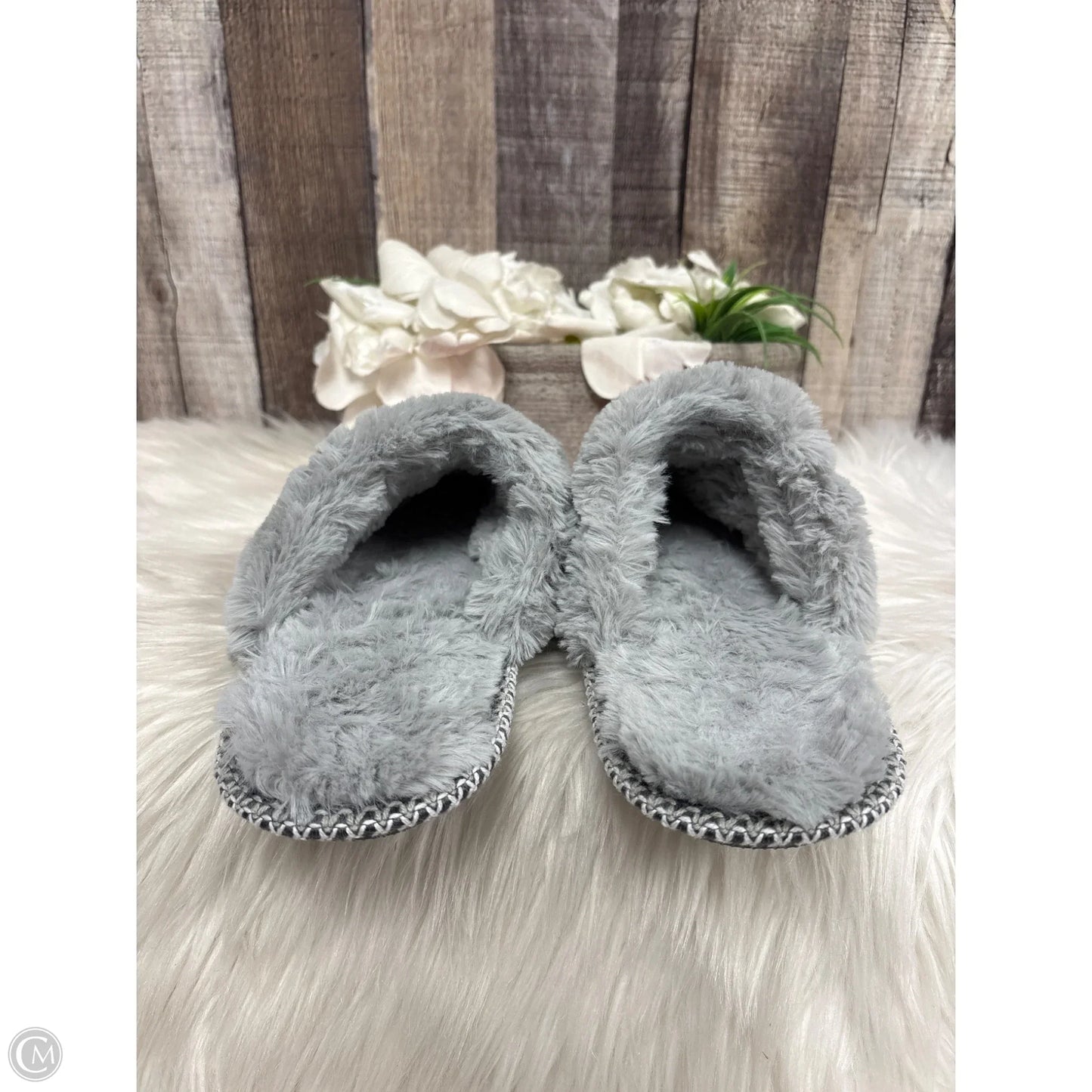 Slippers By Muk Luks In Red, Size: 9