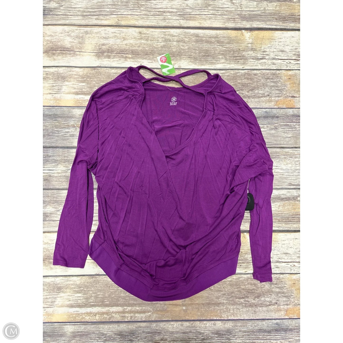 Athletic Top Long Sleeve Crewneck By Gaiam In Purple, Size: Xs