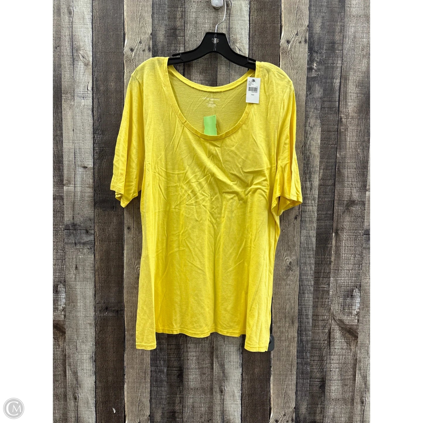 Top Short Sleeve Basic By Lane Bryant In Yellow, Size: 1x