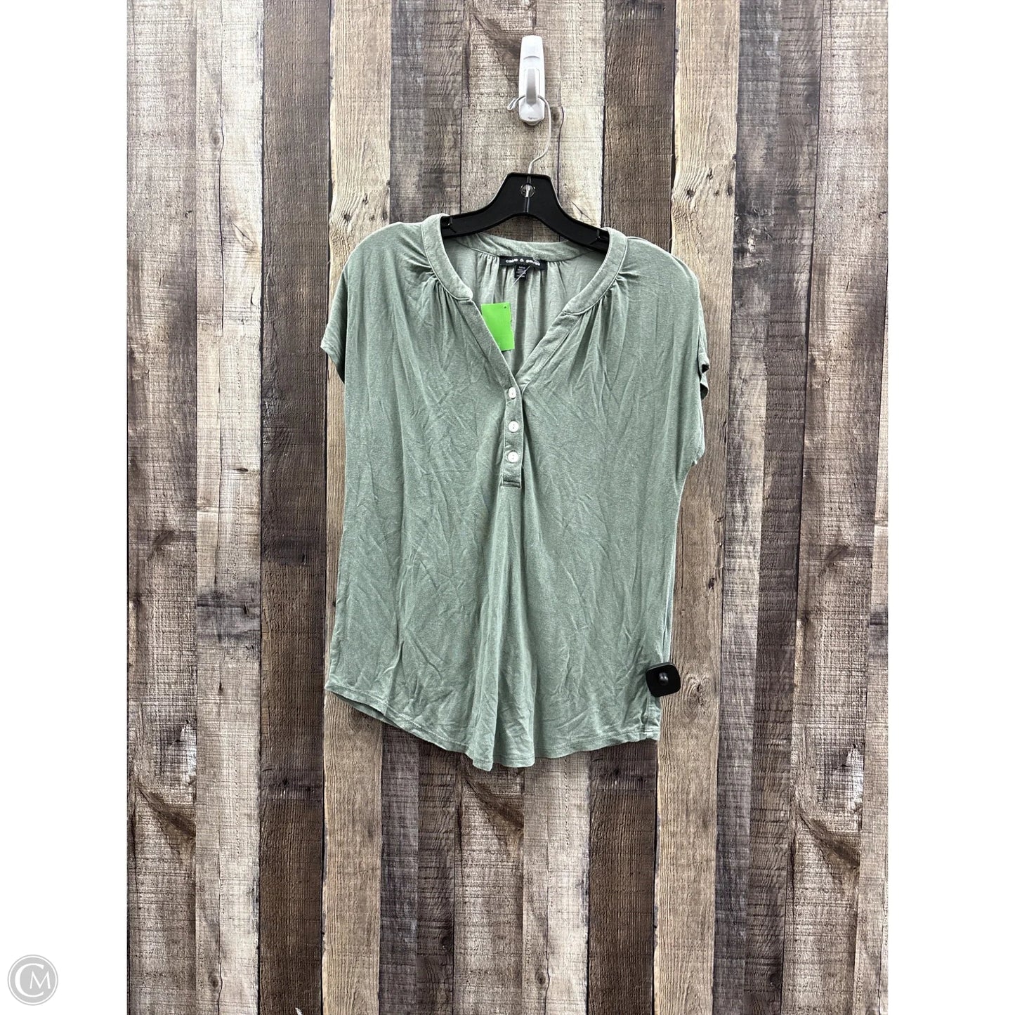 Top Short Sleeve By Cable And Gauge In Green, Size: M