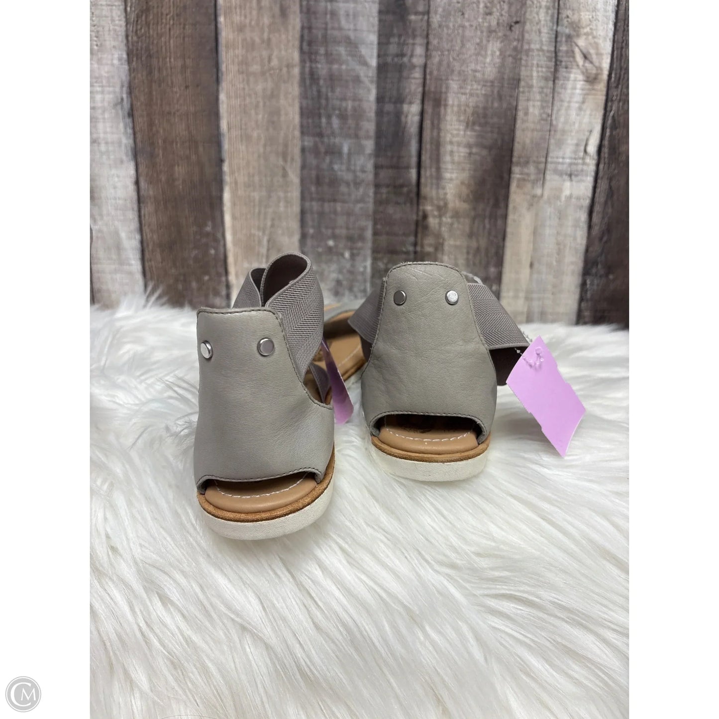 Sandals Flats By Sorel In Tan, Size: 10