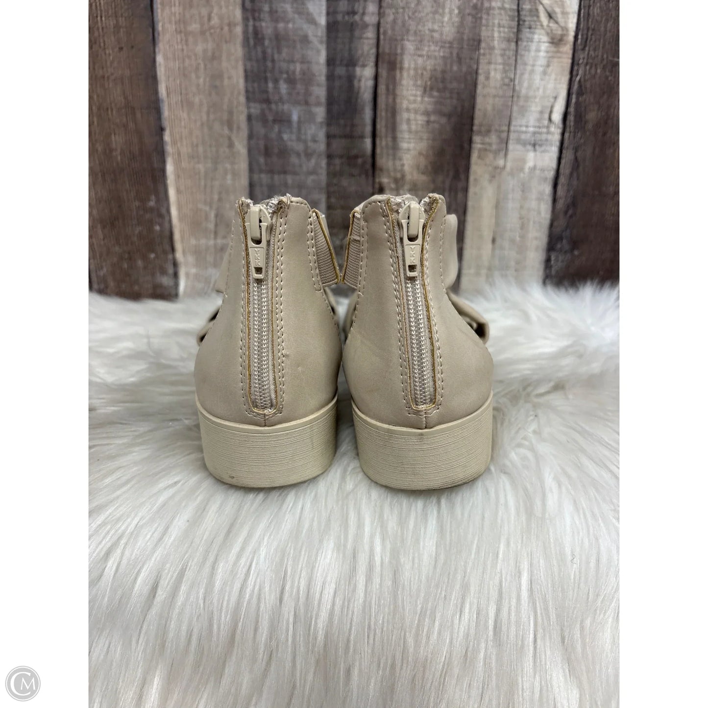 Sandals Flats By Easy Spirit In Tan, Size: 9