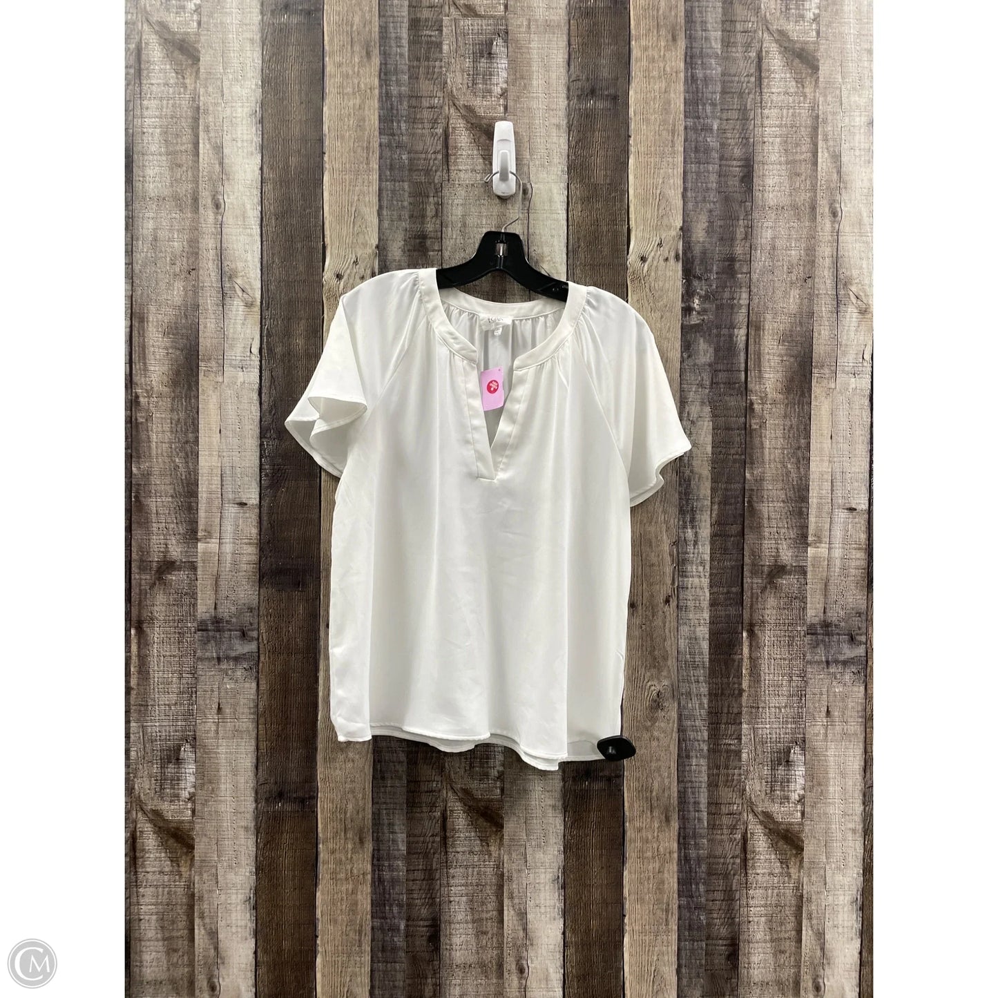Top Short Sleeve By Olive And Oak In White, Size: Xl