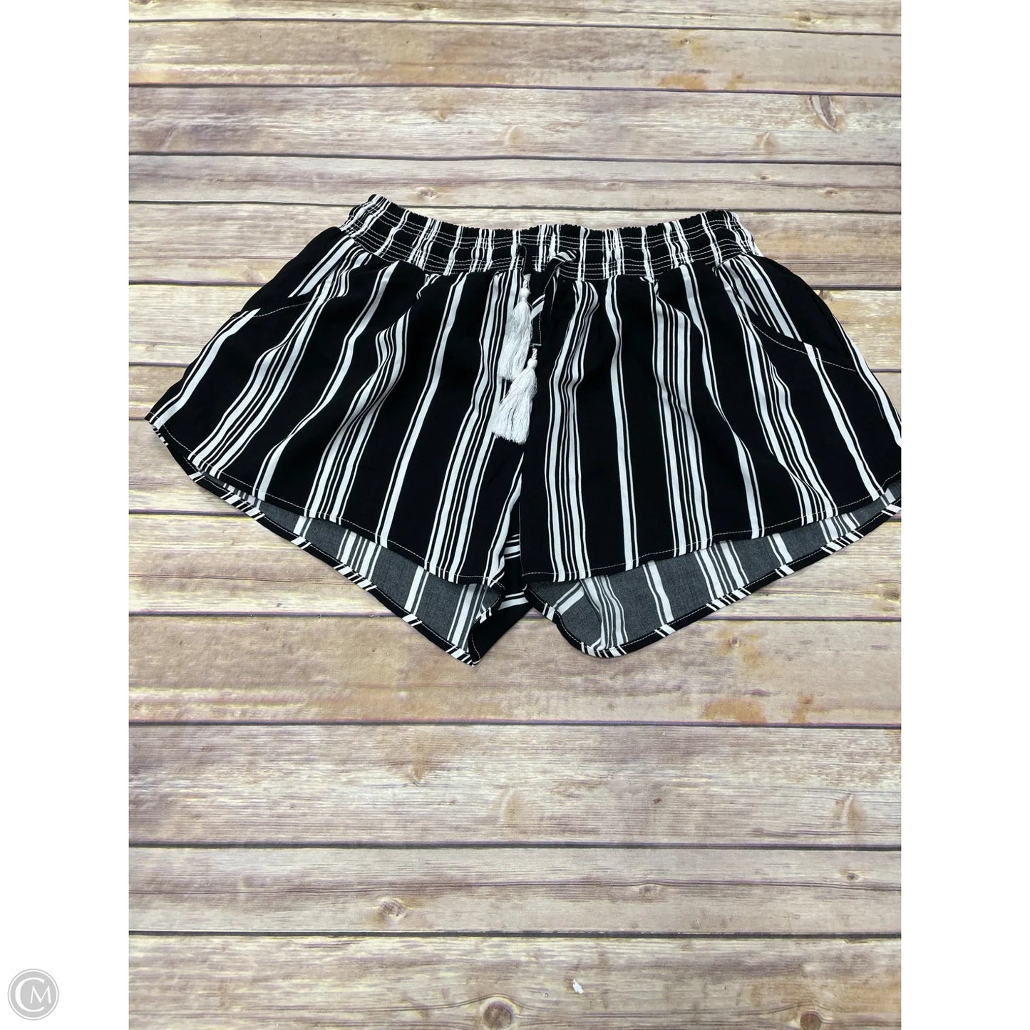 Shorts By Cme In Black & White, Size: L