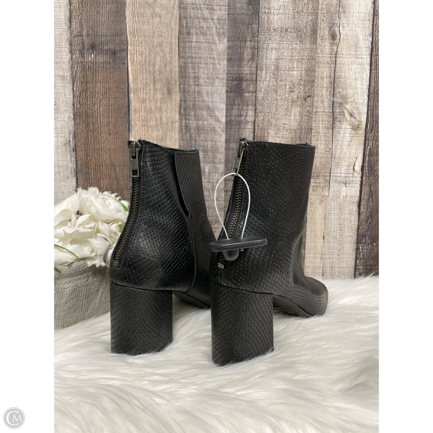 Boots Ankle Heels By Matisse In Beige, Size: 9