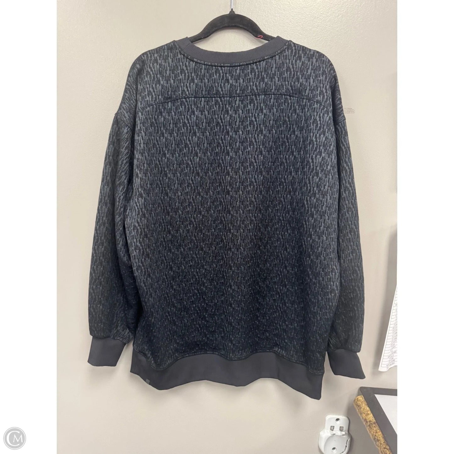 Athletic Sweatshirt Crewneck By Lululemon In Black & Grey, Size: 8
