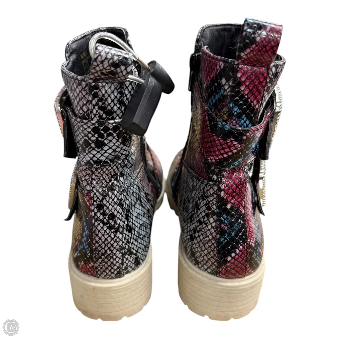 Boots Ankle Flats By True Craft In Snakeskin Print, Size: 9