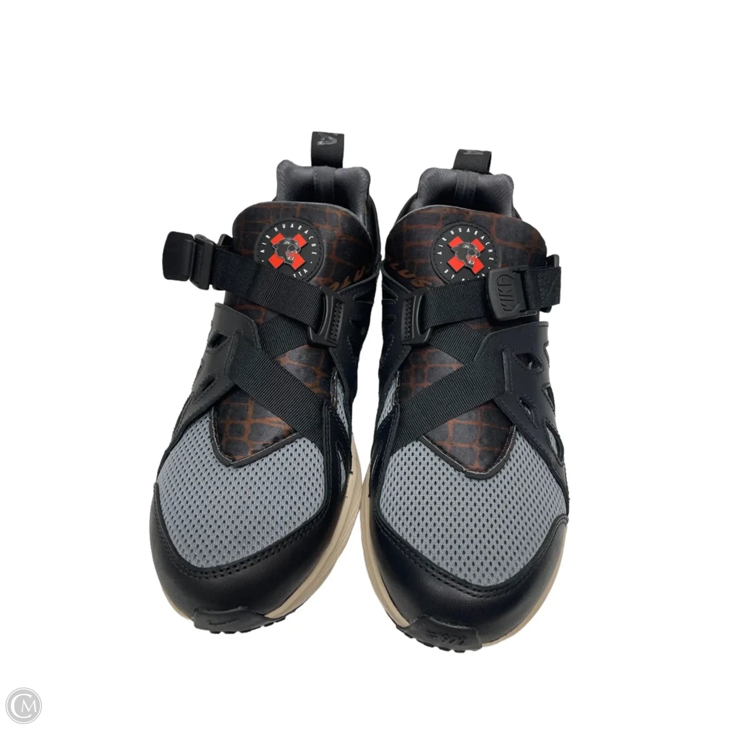 Shoes Sneakers By Nike In Cream & Grey, Size: 9.5