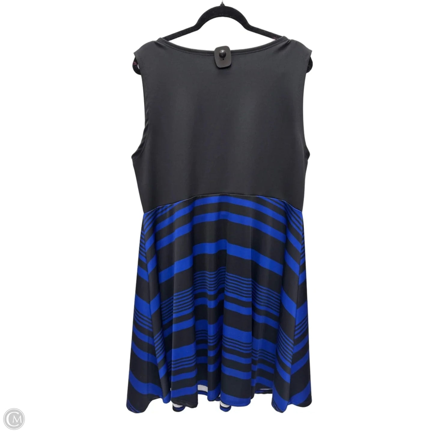 Dress Casual Short By Torrid In Striped Pattern, Size: 3x